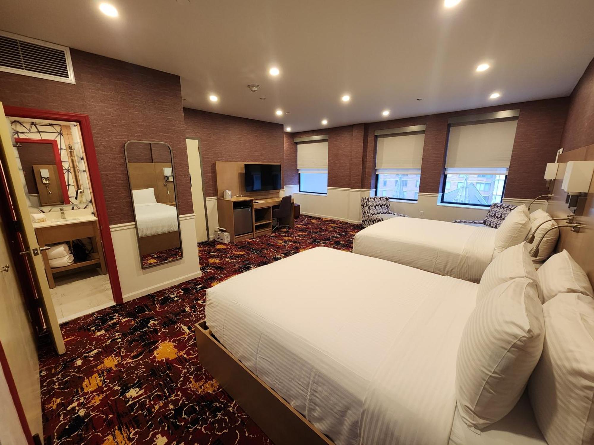 ניו יורק The Mayfair Hotel Times Square, Ascend Hotel Collection מראה חיצוני תמונה