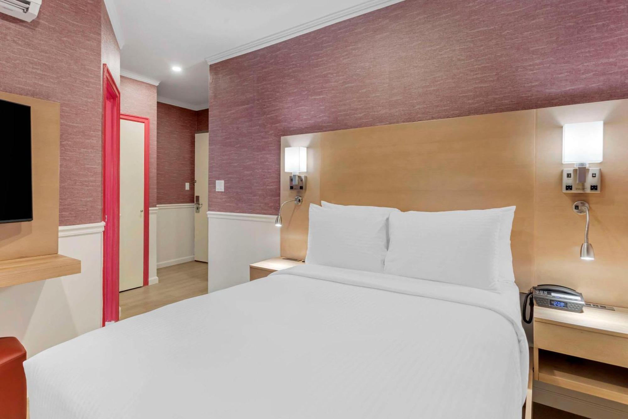 ניו יורק The Mayfair Hotel Times Square, Ascend Hotel Collection מראה חיצוני תמונה