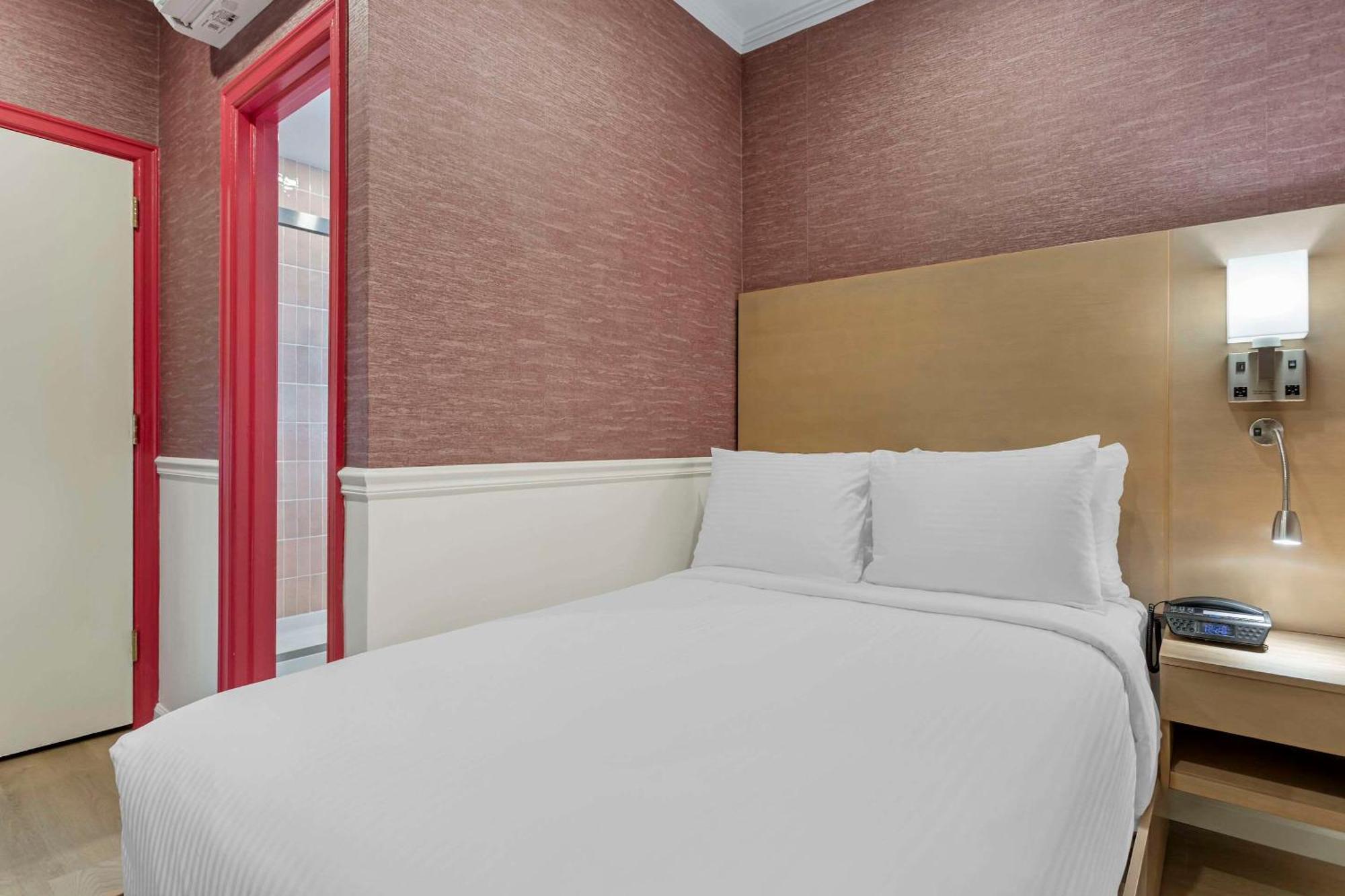 ניו יורק The Mayfair Hotel Times Square, Ascend Hotel Collection מראה חיצוני תמונה