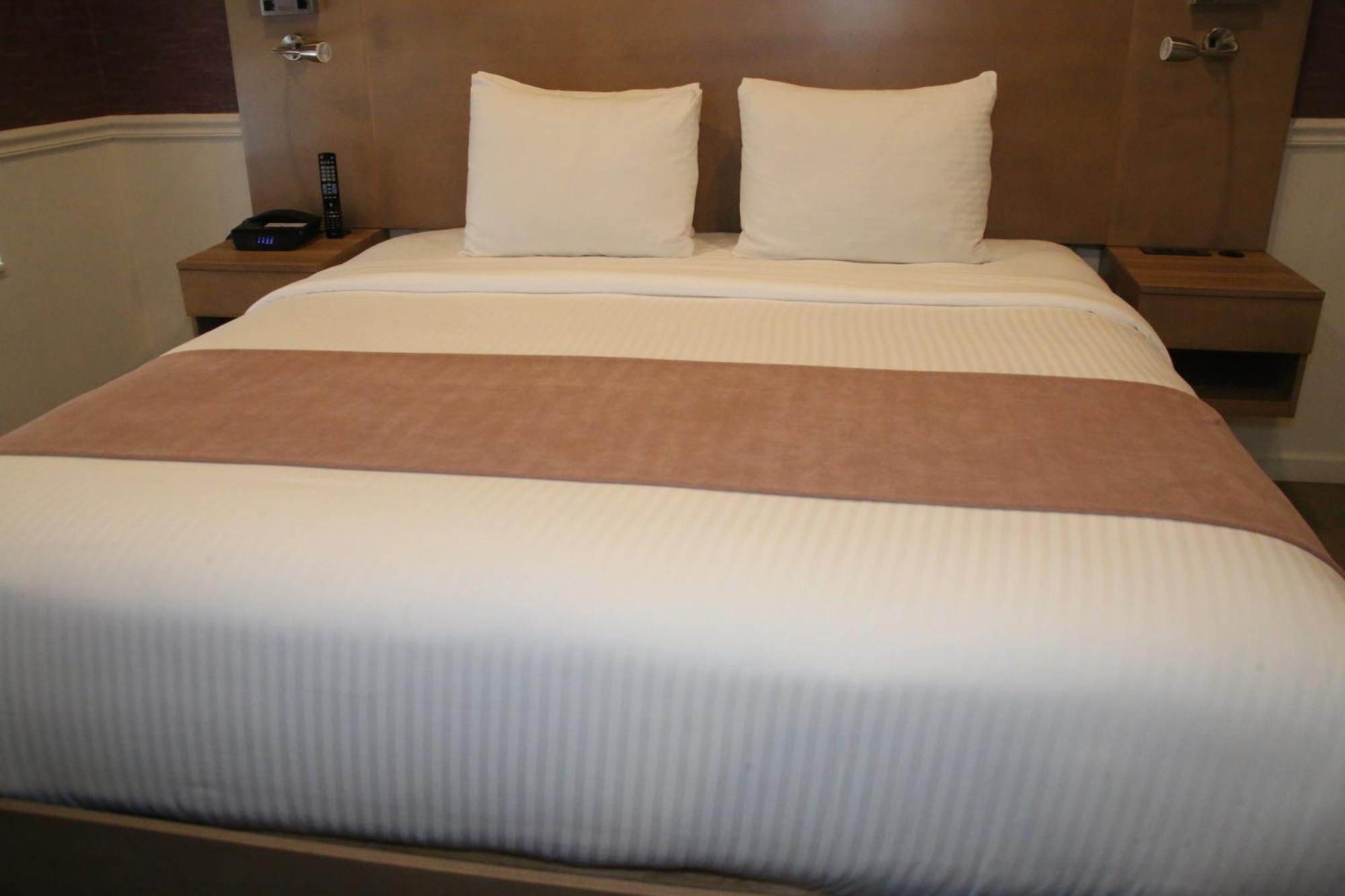 ניו יורק The Mayfair Hotel Times Square, Ascend Hotel Collection מראה חיצוני תמונה