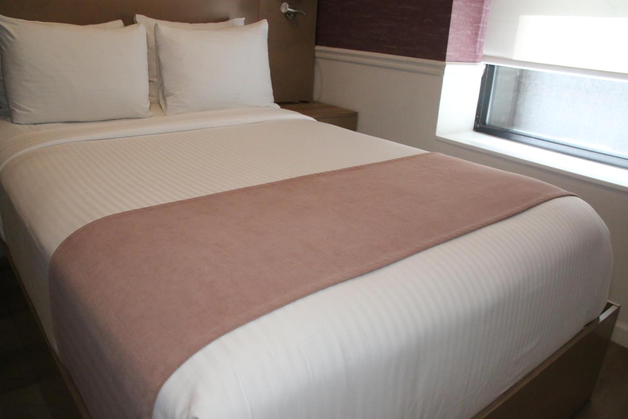 ניו יורק The Mayfair Hotel Times Square, Ascend Hotel Collection מראה חיצוני תמונה